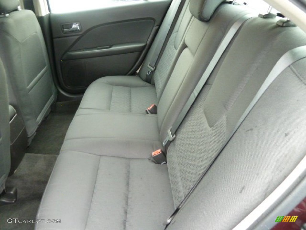 2011 Fusion SE - Bordeaux Reserve Metallic / Medium Light Stone photo #9