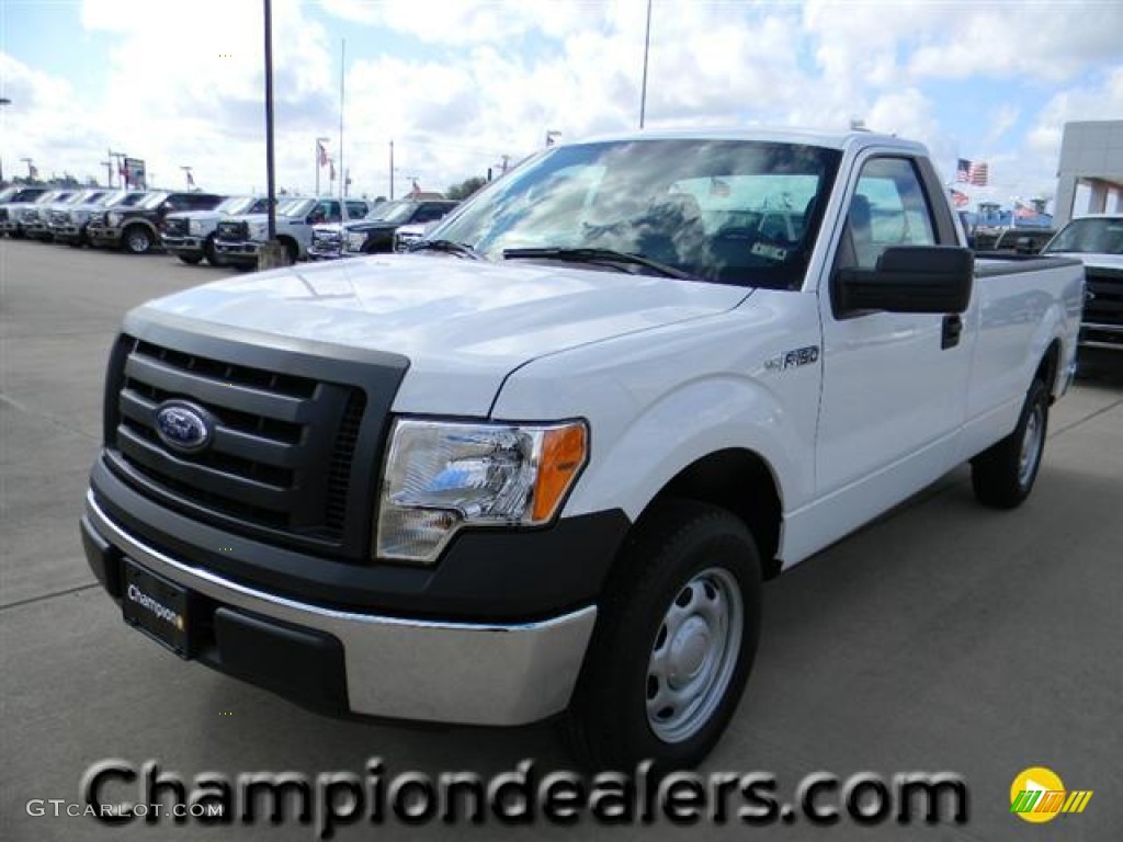 Oxford White Ford F150