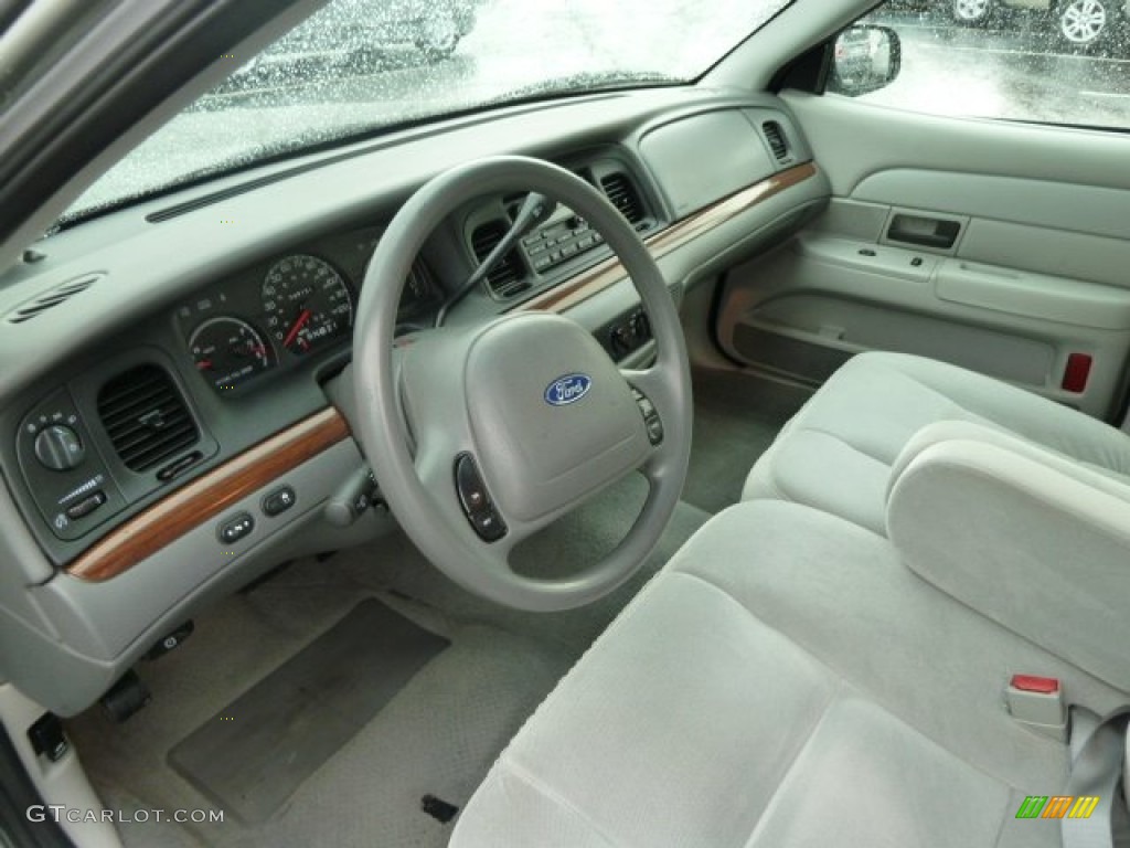 2003 Ford Crown Victoria Sedan Interior Color Photos