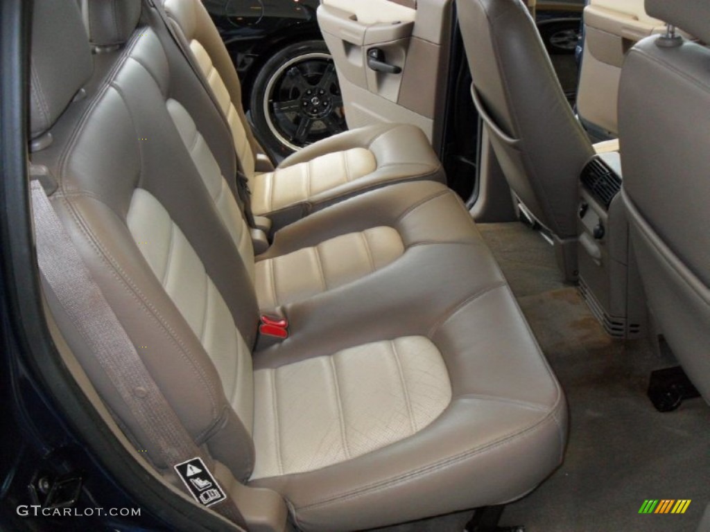 2003 Explorer Eddie Bauer 4x4 - True Blue Metallic / Medium Parchment Beige photo #18