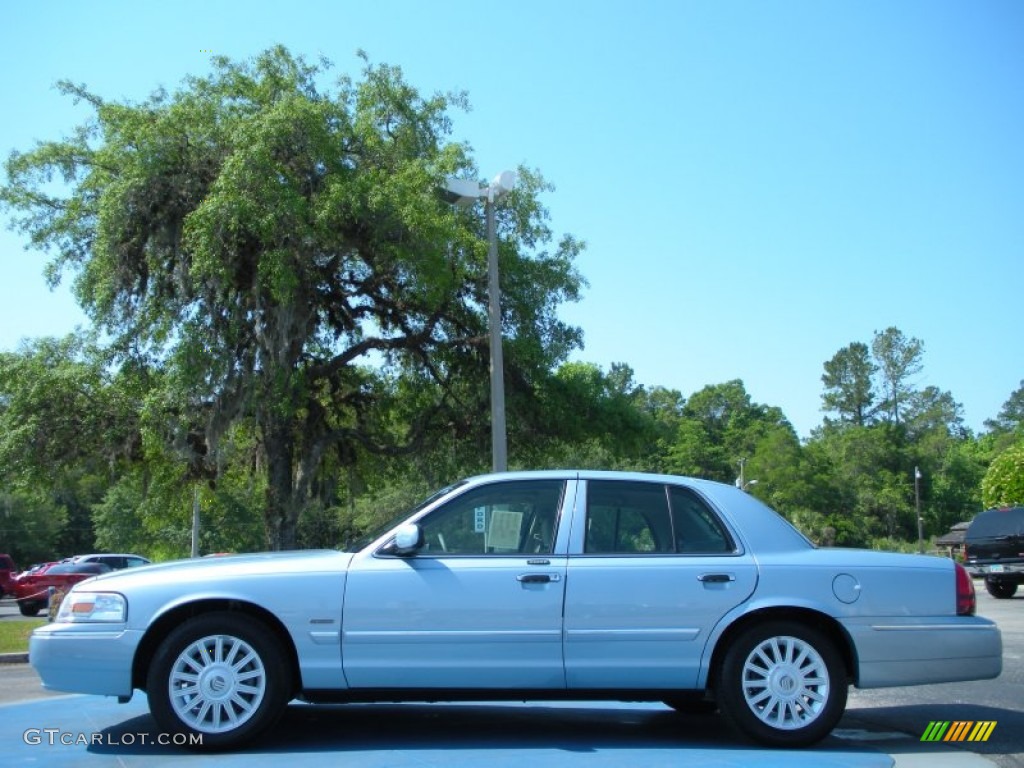 Light Ice Blue Metallic 2010 Mercury Grand Marquis LS Ultimate Edition Exterior Photo #59789528