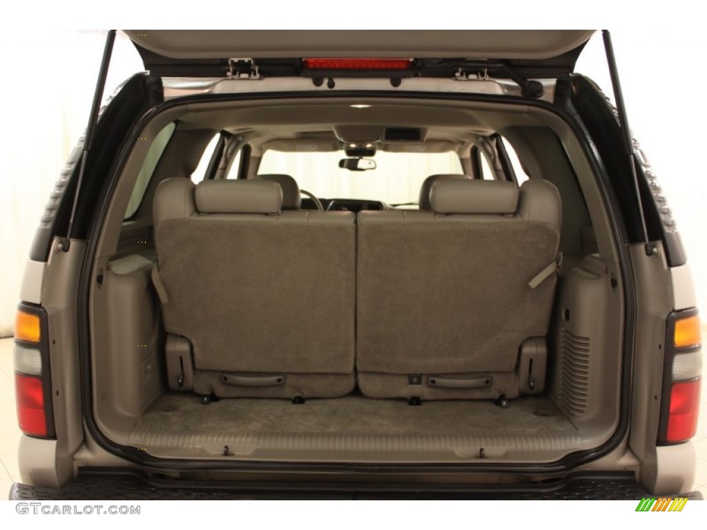 2004 Yukon Denali AWD - Silver Birch Metallic / Stone Gray photo #22