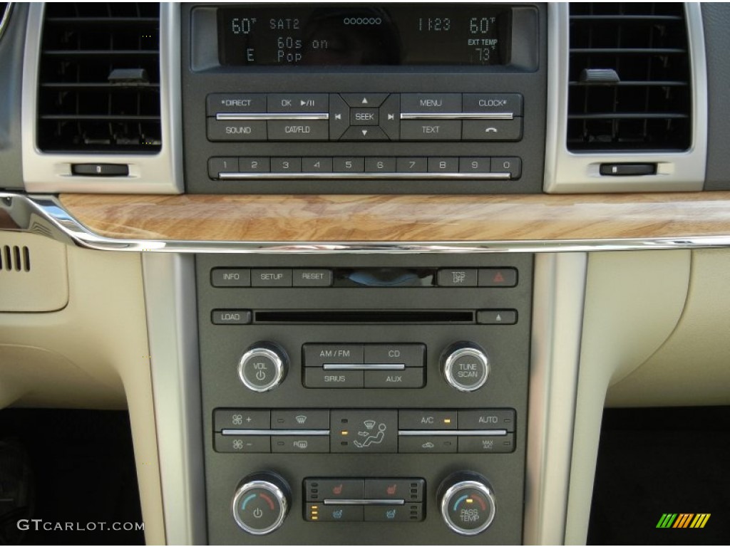 2012 Lincoln MKZ FWD Controls Photo #59789951