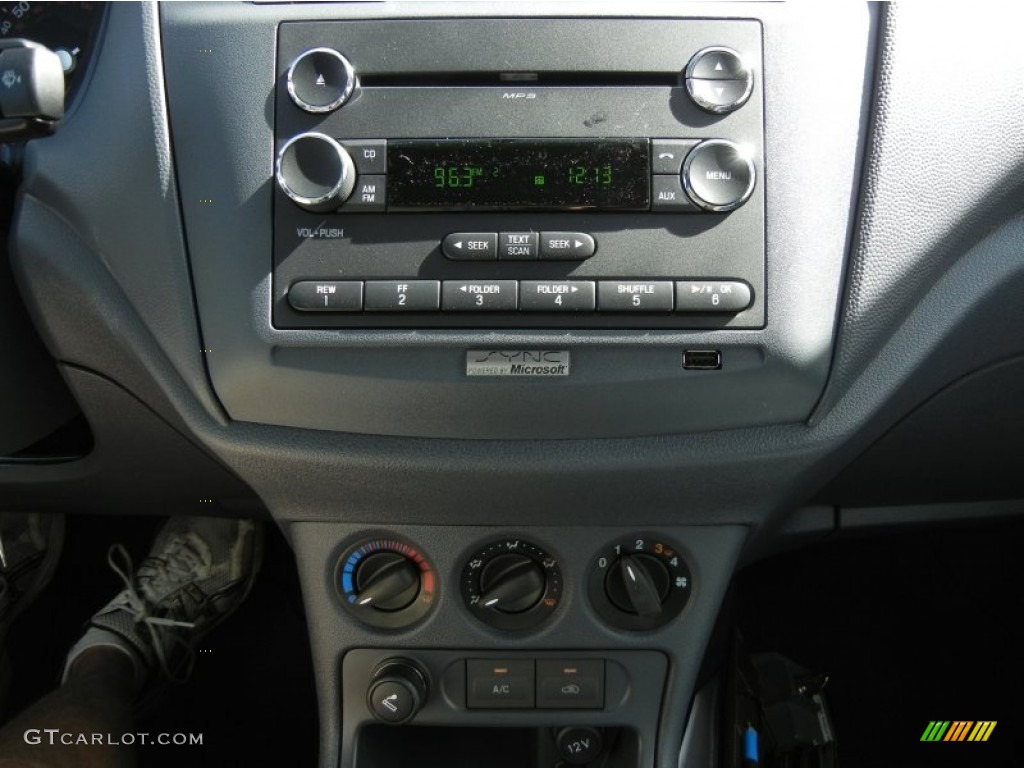 2012 Ford Transit Connect XLT Van Audio System Photo #59790416