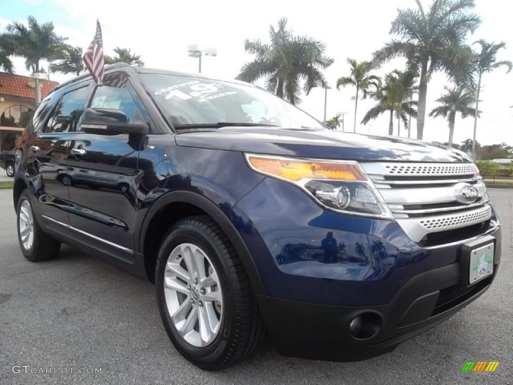 2011 Explorer XLT - Kona Blue Metallic / Charcoal Black photo #2