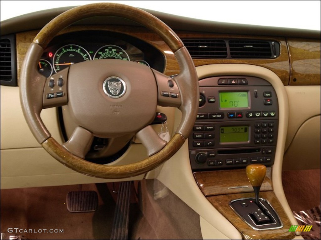 2005 Jaguar X-Type 3.0 Champagne Dashboard Photo #59791505