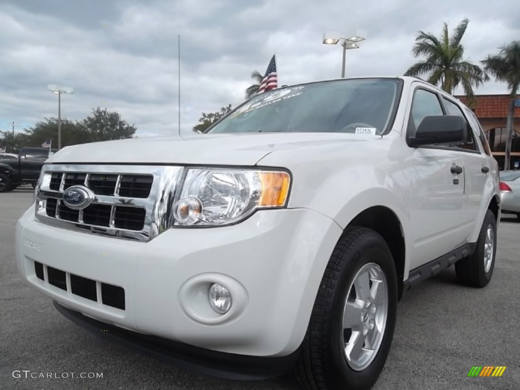 2011 Escape XLT - White Suede / Camel photo #14