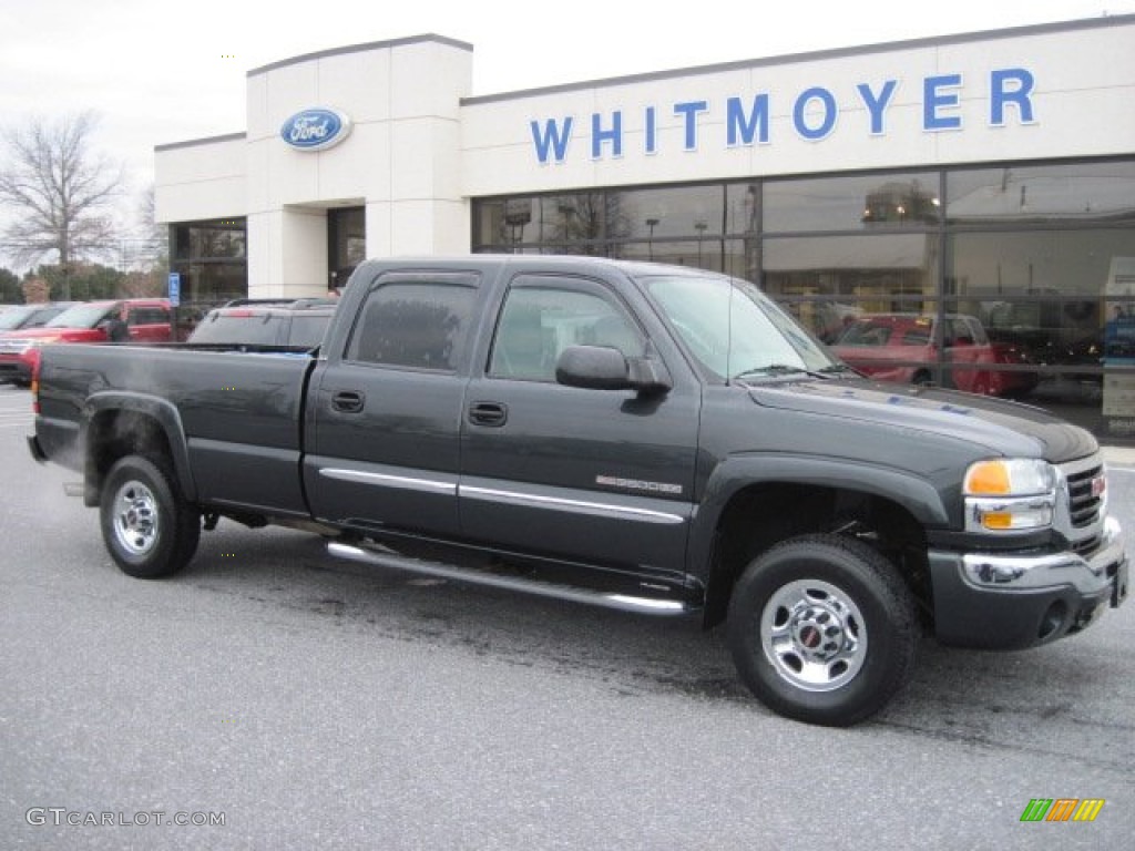 2004 Sierra 2500HD SLE Crew Cab 4x4 - Carbon Metallic / Dark Pewter photo #1