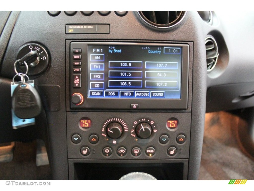 2007 Pontiac Grand Prix GXP Sedan Controls Photo #59794382