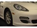 Carrara White - Panamera V6 Photo No. 1