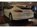 Carrara White - Panamera V6 Photo No. 16