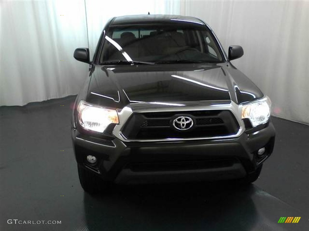 2012 Tacoma V6 Double Cab 4x4 - Magnetic Gray Mica / Sand Beige photo #2
