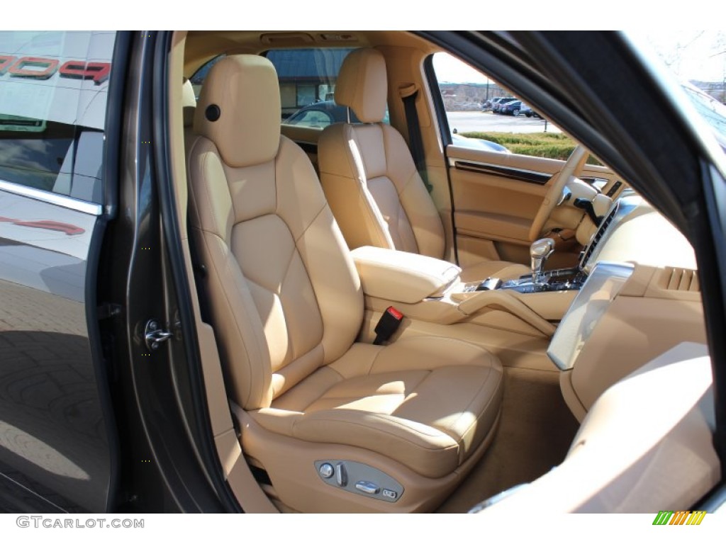 Luxor Beige Interior 2012 Porsche Cayenne S Photo #59799177