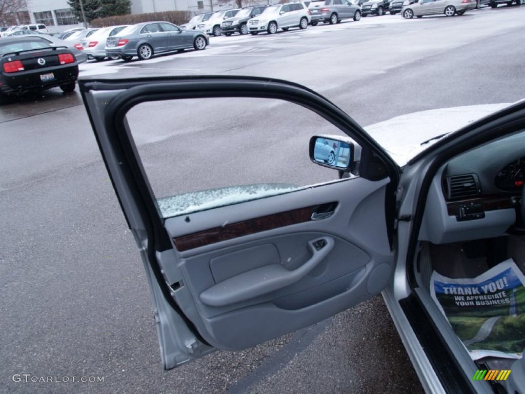 2002 3 Series 325i Sedan - Titanium Silver Metallic / Grey photo #9