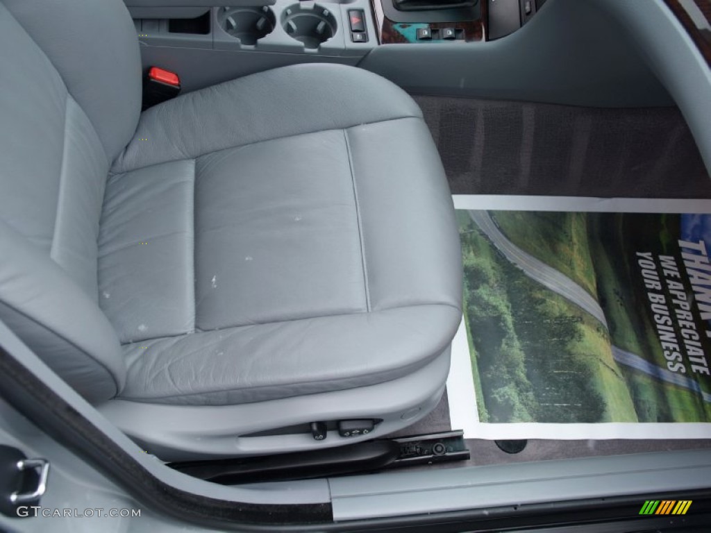 2002 3 Series 325i Sedan - Titanium Silver Metallic / Grey photo #17