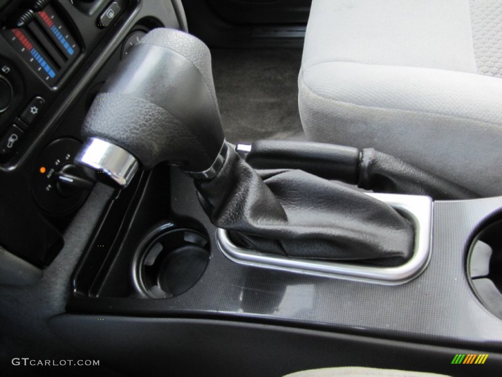 2007 GMC Envoy SLE 4x4 Transmission Photos