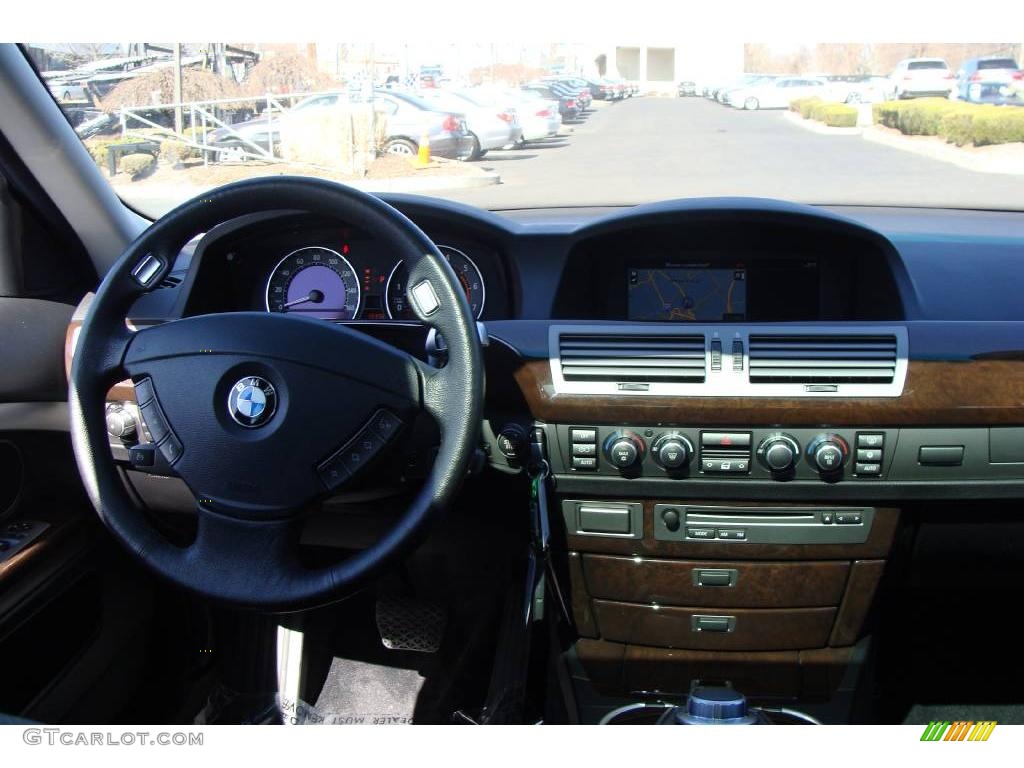 2007 7 Series 750i Sedan - Jet Black / Black photo #10