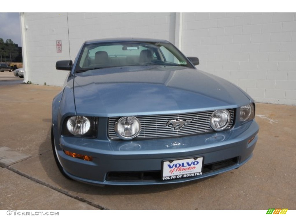2007 Mustang GT Premium Coupe - Windveil Blue Metallic / Medium Parchment photo #28