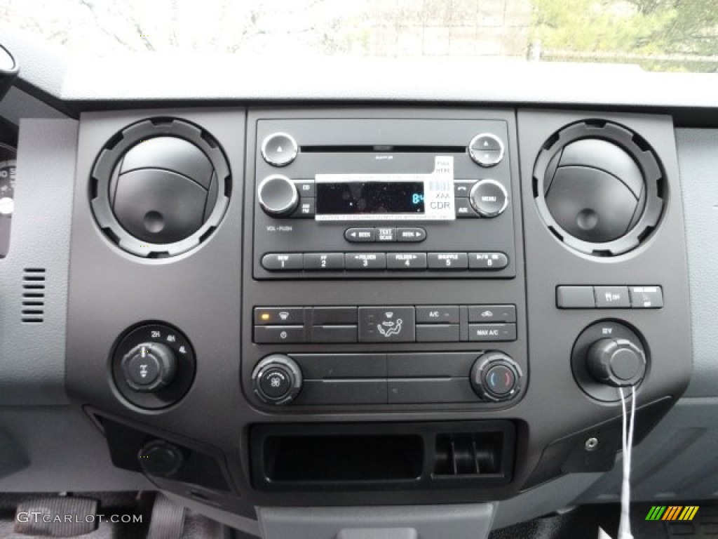 2012 Ford F250 Super Duty XL Regular Cab 4x4 Controls Photo #59803212