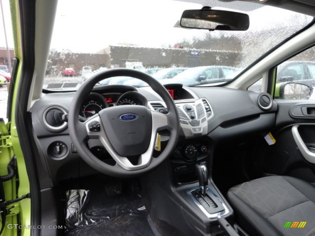 2012 Ford Fiesta SE Hatchback Charcoal Black Dashboard Photo #59804382