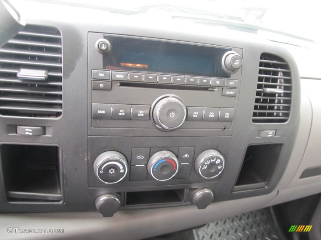 2008 Chevrolet Silverado 1500 Work Truck Extended Cab 4x4 Controls Photo #59804724