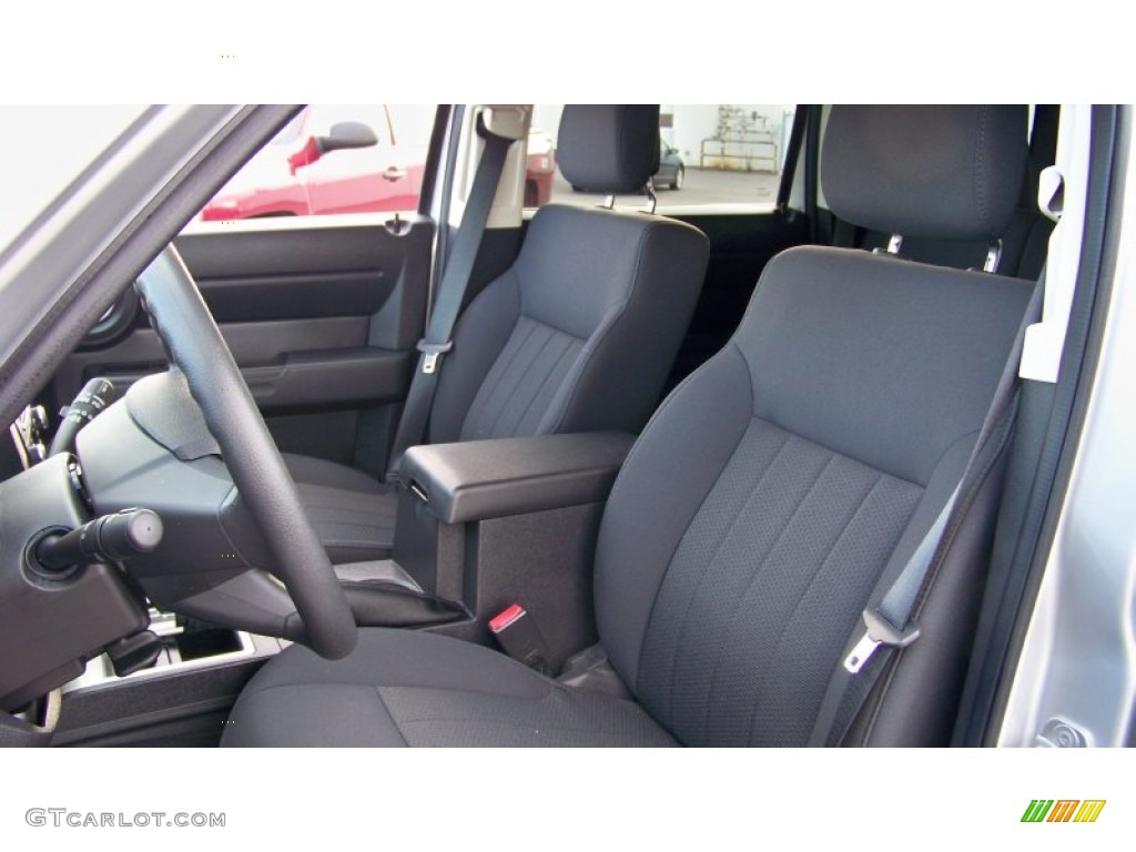 Dark Slate Gray Interior 2011 Dodge Nitro Heat 4.0 4x4 Photo #59809506