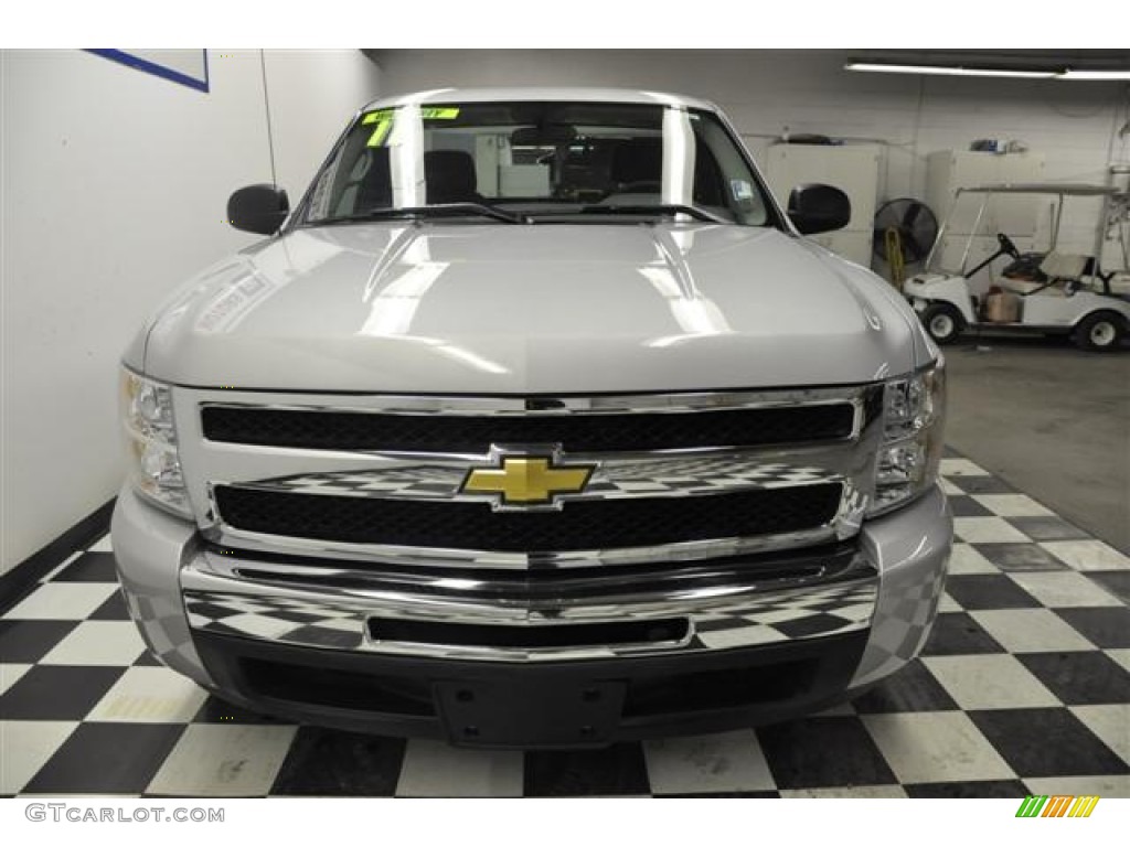 2011 Silverado 1500 Regular Cab - Sheer Silver Metallic / Dark Titanium photo #3