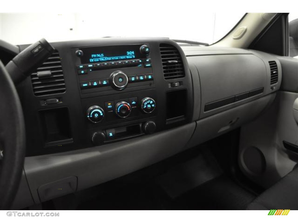 2011 Silverado 1500 Regular Cab - Sheer Silver Metallic / Dark Titanium photo #16