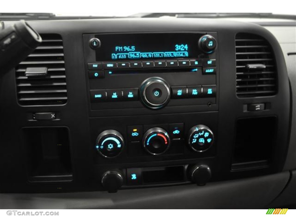 2011 Silverado 1500 Regular Cab - Sheer Silver Metallic / Dark Titanium photo #17