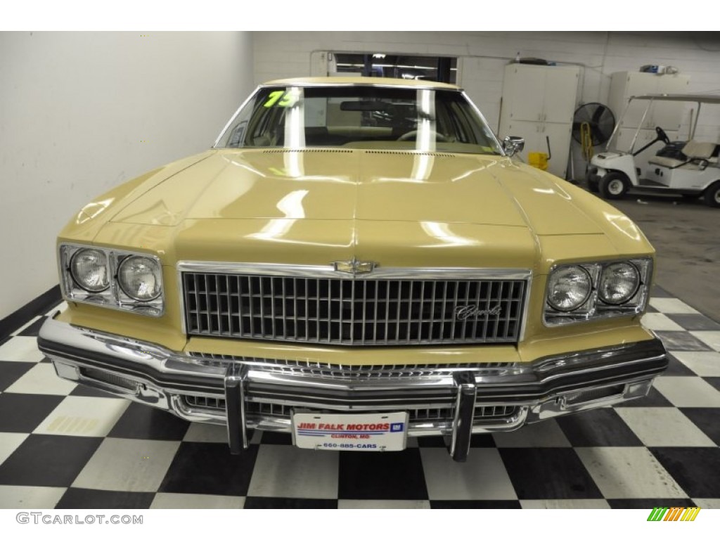 Sandstone 1975 Chevrolet Caprice Classic 4 Door Sedan Exterior Photo #59814371