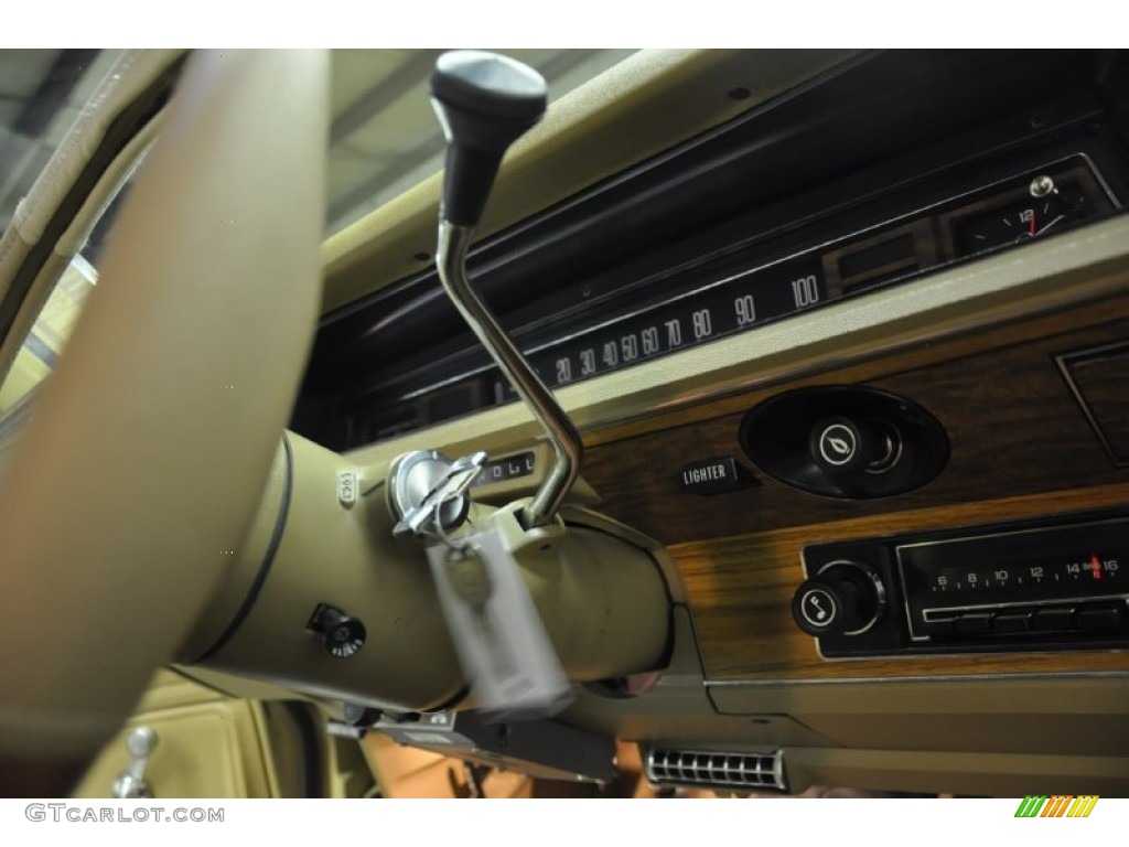 1975 Chevrolet Caprice Classic 4 Door Sedan Automatic Transmission Photo #59814515