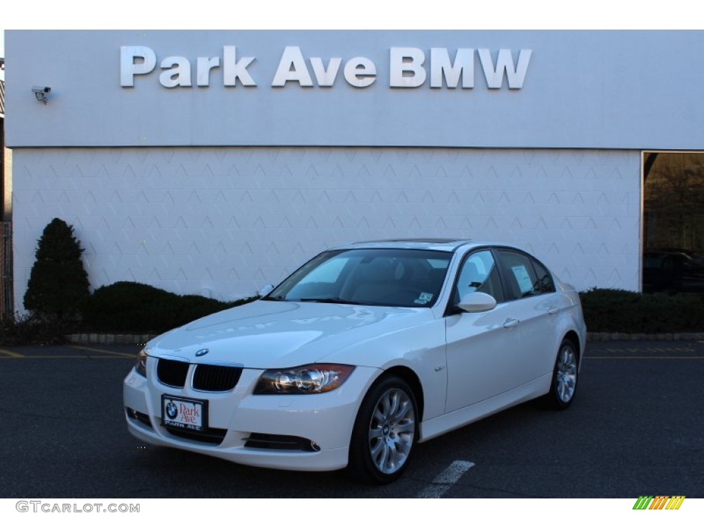 2008 3 Series 328xi Sedan - Alpine White / Gray photo #1
