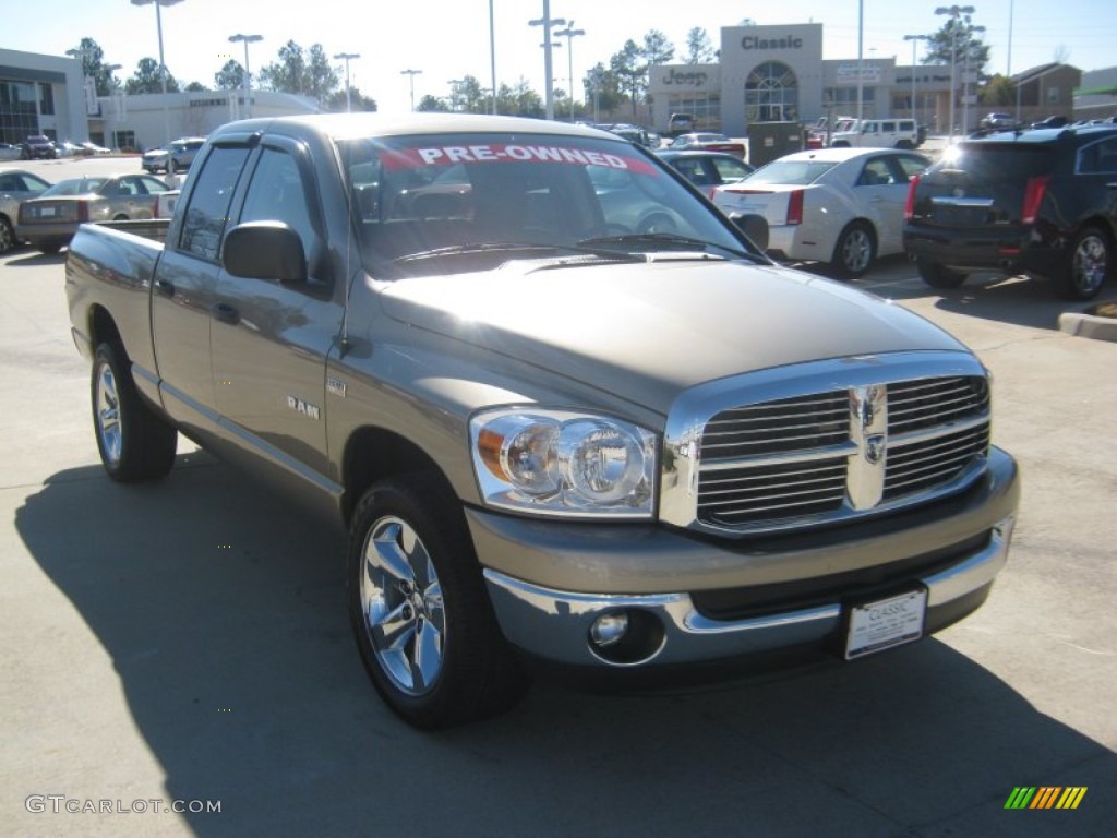 2008 Ram 1500 Lone Star Edition Quad Cab - Light Khaki Metallic / Khaki photo #7