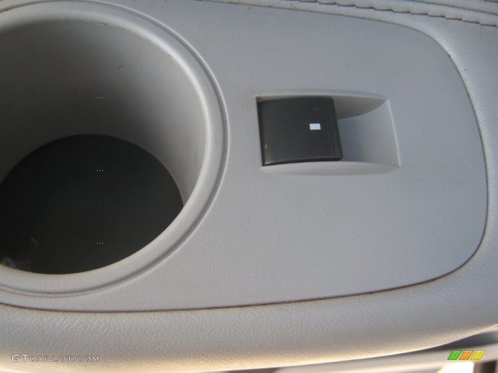 2007 Outlook XE - Ocean Mist / Tan photo #18
