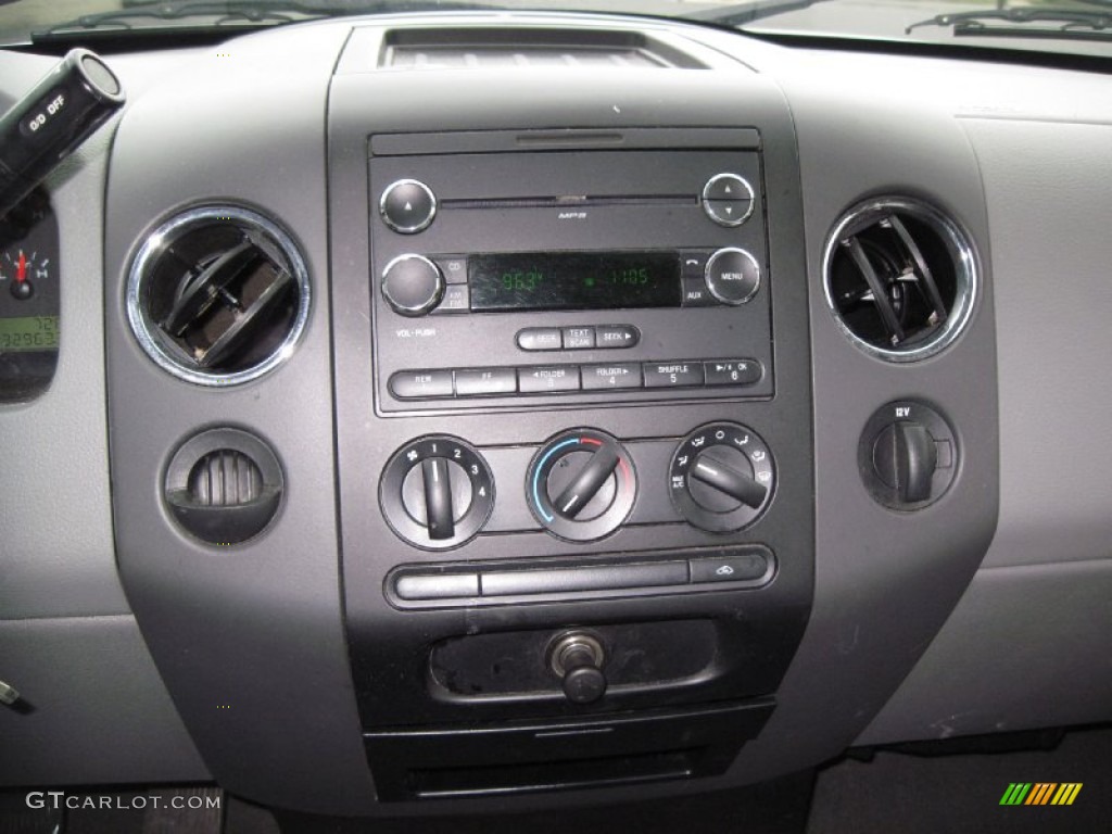 2008 Ford F150 XLT SuperCab Controls Photo #59817872