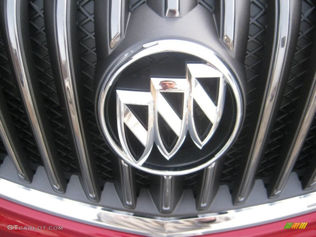 2012 Buick Verano FWD Marks and Logos Photos