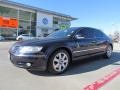 Deep Blue Pearlesent - Phaeton V8 4Motion Sedan Photo No. 1