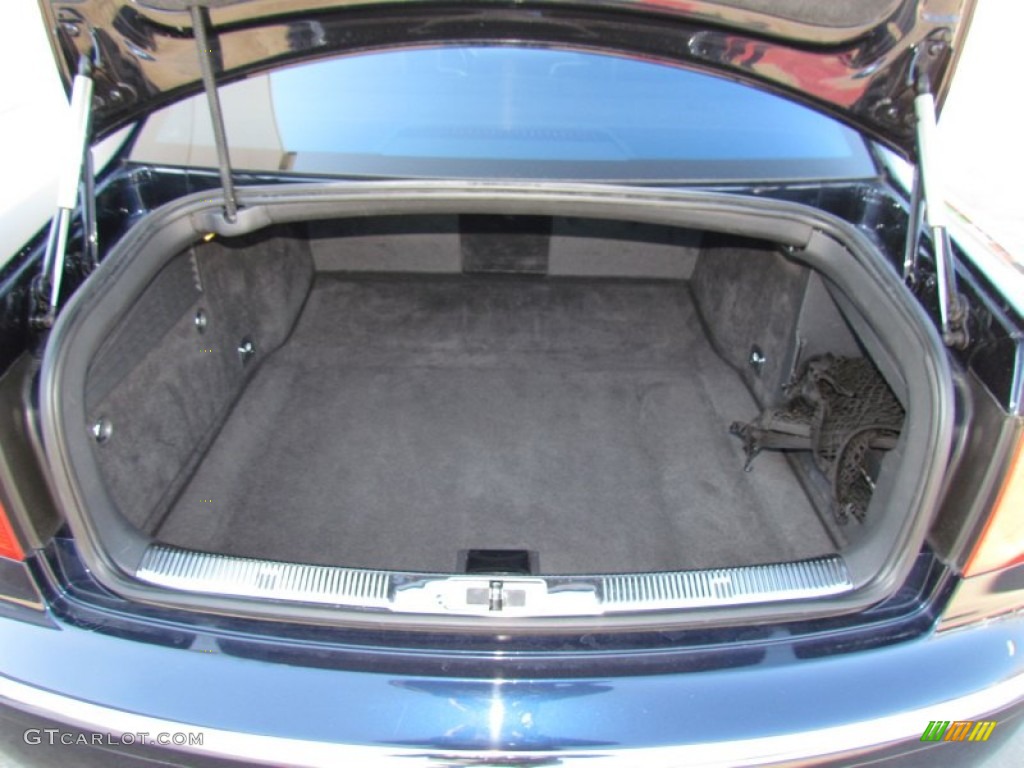2004 Volkswagen Phaeton V8 4Motion Sedan Trunk Photo #59818934