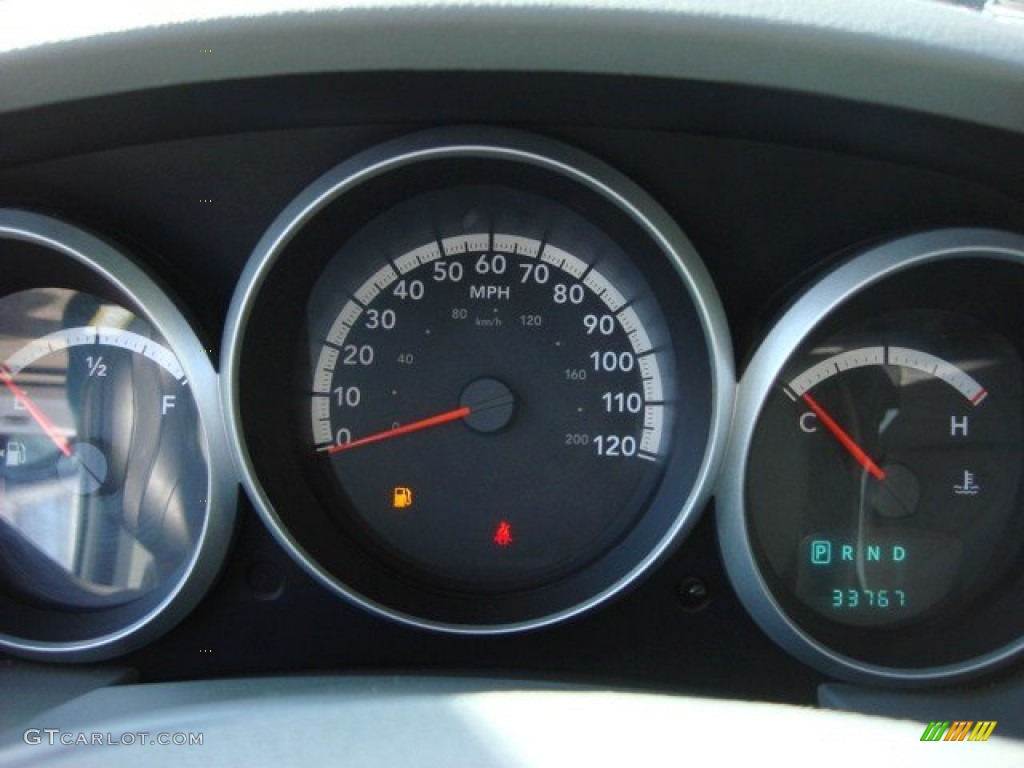 2009 Dodge Grand Caravan SE Gauges Photos