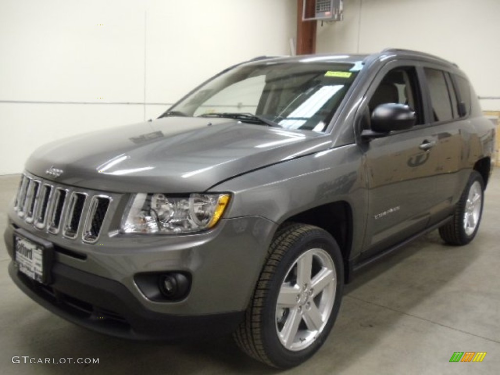 2012 Compass Limited 4x4 - Mineral Gray Metallic / Dark Slate Gray/Light Pebble Beige photo #1