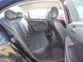 Black - Jetta SE Sedan Photo No. 4