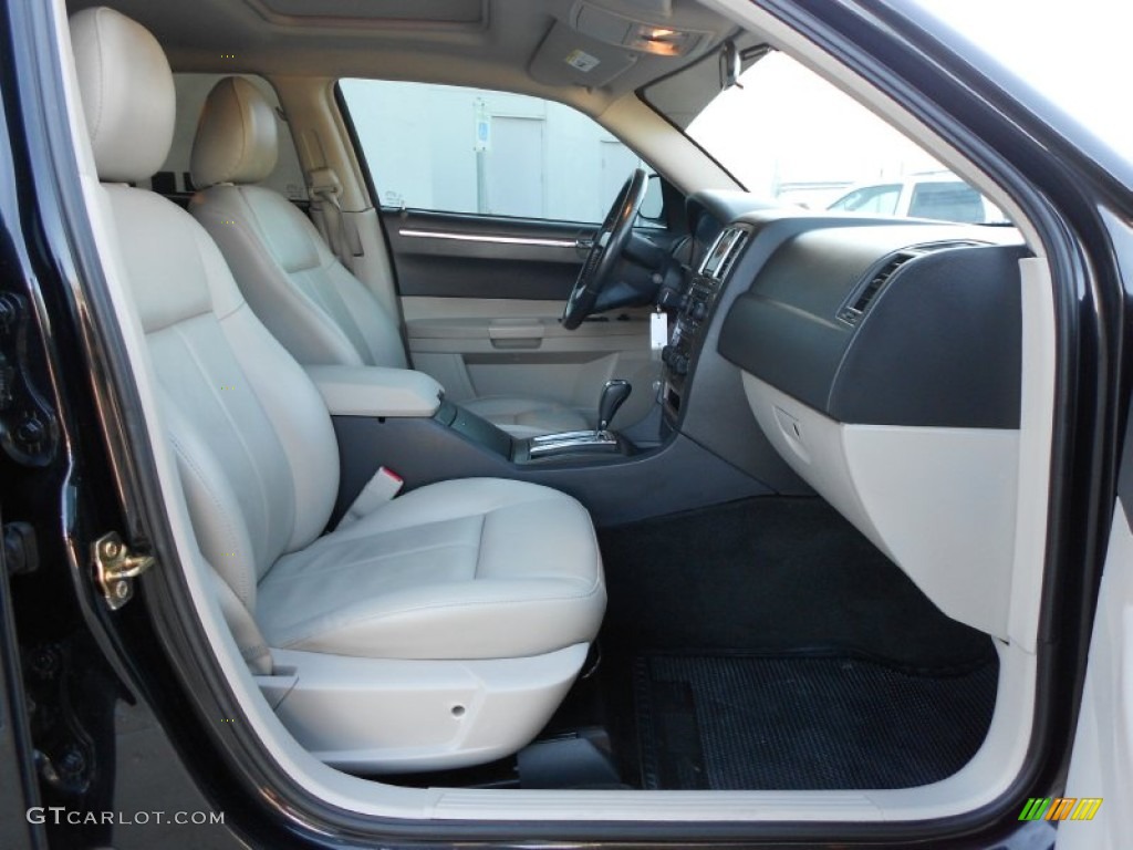 Dark Slate Gray/Light Graystone Interior 2006 Chrysler 300 Touring Photo #59821283