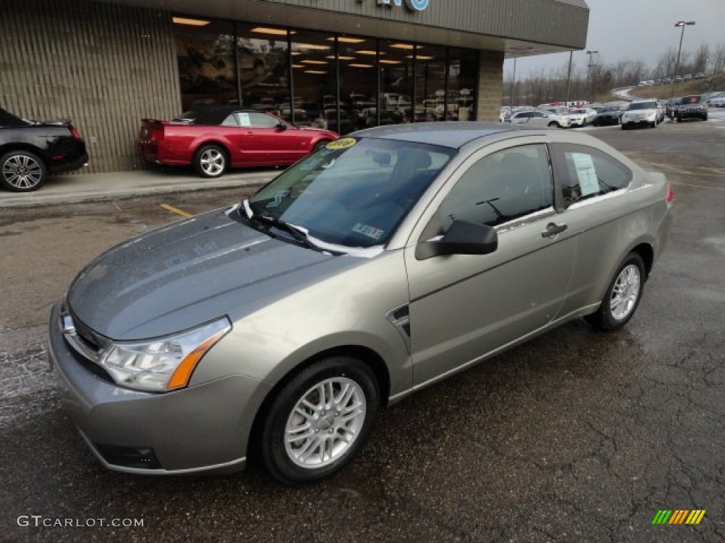 Vapor Silver Metallic 2008 Ford Focus SE Coupe Exterior Photo #59822123