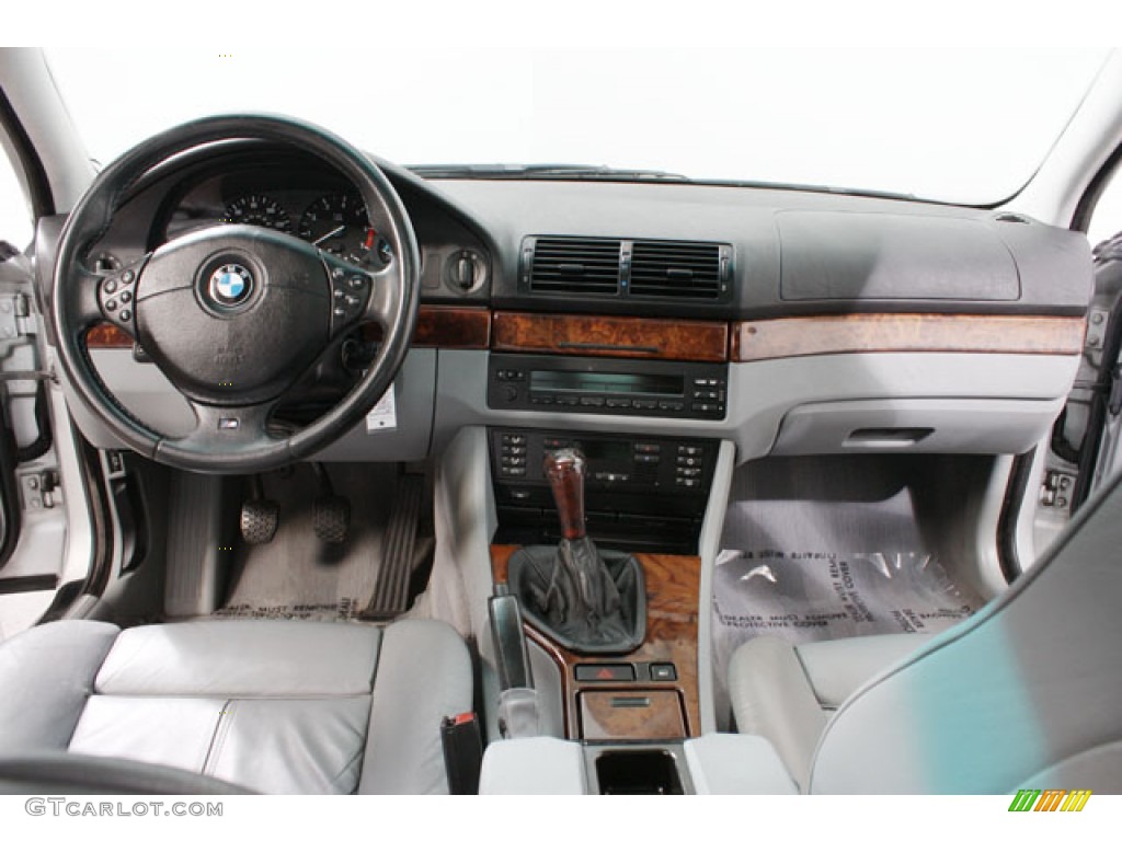 1999 BMW 5 Series 540i Sedan Grey Dashboard Photo #59824601