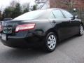 Black - Camry LE Photo No. 3