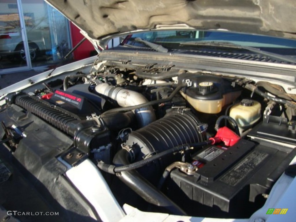 2003 Ford F550 Super Duty XL Regular Cab 4x4 Chassis 6.0 Liter OHV 32-Valve Turbo-Diesel V8 Engine Photo #59825789