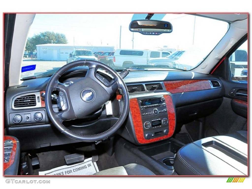 2007 Silverado 3500HD LT Crew Cab 4x4 Dually - Victory Red / Ebony photo #32