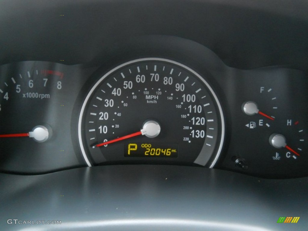 2011 Kia Sedona LX Gauges Photo #59829339