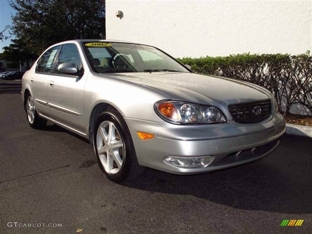 2002 I 35 - Brilliant Silver Metallic / Beige photo #1