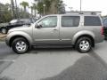 Storm Grey Metallic - Pathfinder SE Photo No. 2